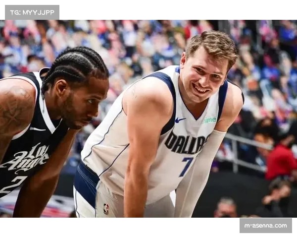 速递:独行侠凭借东欧组合第四节“点名战术”成功逆转快船 速递:独行侠凭借东欧组合第四节“点名战术”成功逆转快船